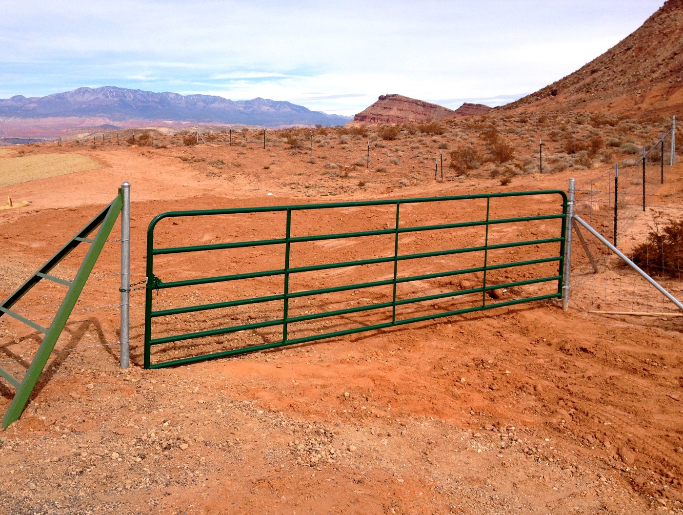 16-Foot Steel Tube Gate